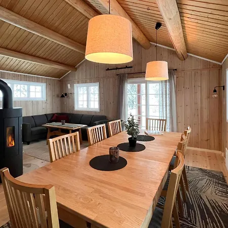 6 Bedroom Nice In Nord-torpa Nyaraló *
